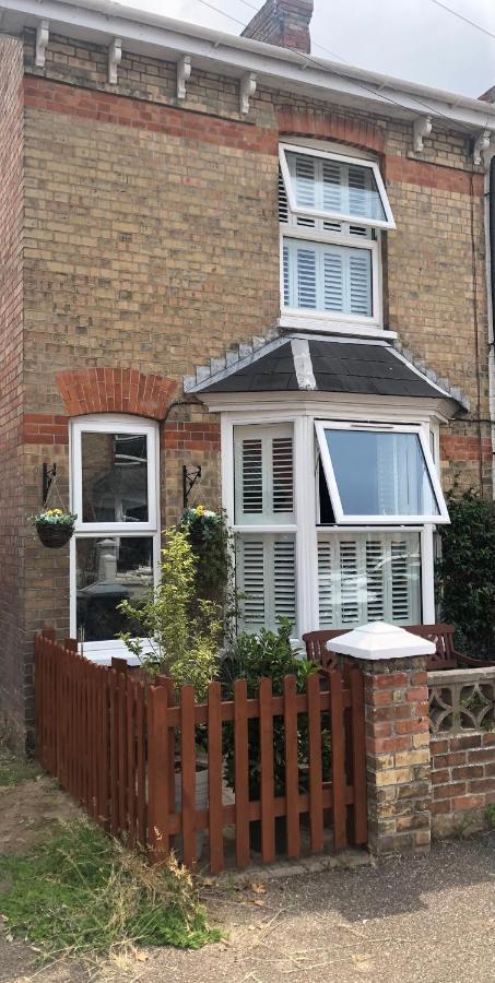 Homely Victorian Terraced Town House With Parking. Taunton Eksteriør billede